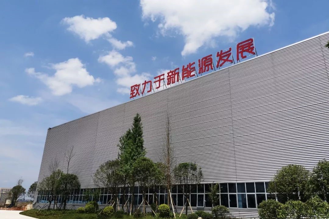 经营中心的“硬核精英”：面对客户，我们始终钻营极致
