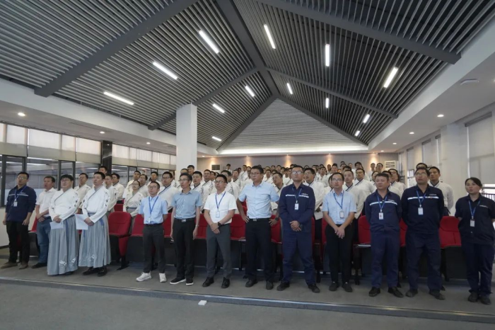 传助带 促成长｜宁乡产业基地2022年度校招生拜师会圆满礼成！